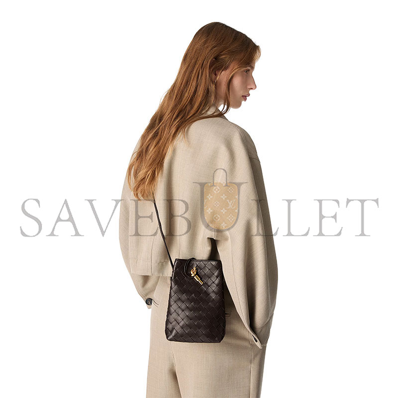 BOTTEGA VENETA ANDIAMO PHONE POUCH 843890 (21.5*14*7cm)